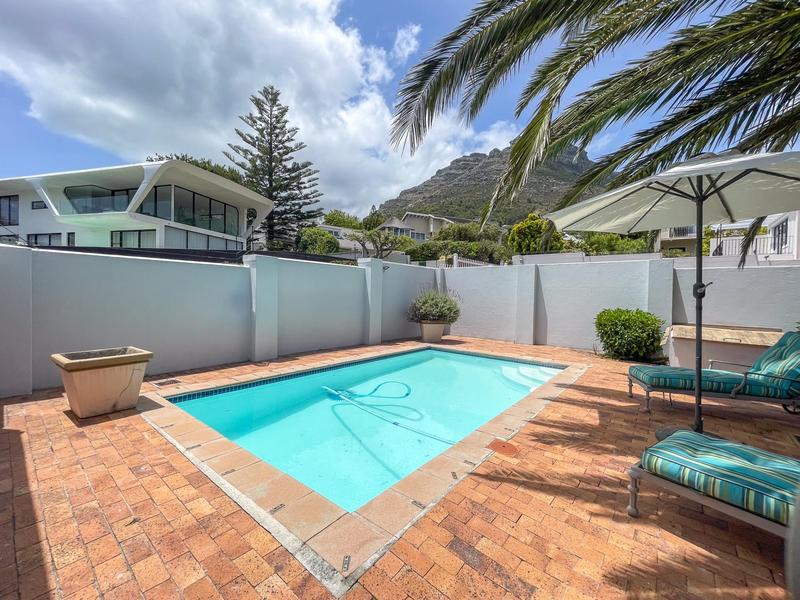 To Let 4 Bedroom Property for Rent in Hout Bay Western Cape